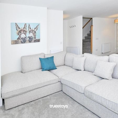 Regal House By True Stays - 3 Bedroom House In Stoke-On-Trent Extérieur photo