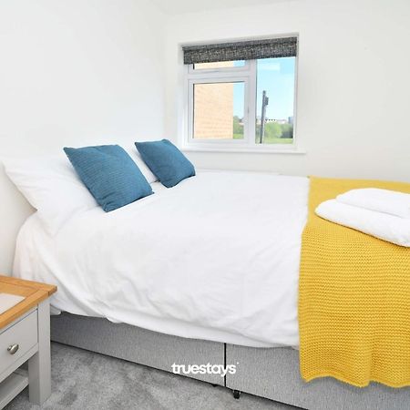 Regal House By True Stays - 3 Bedroom House In Stoke-On-Trent Extérieur photo
