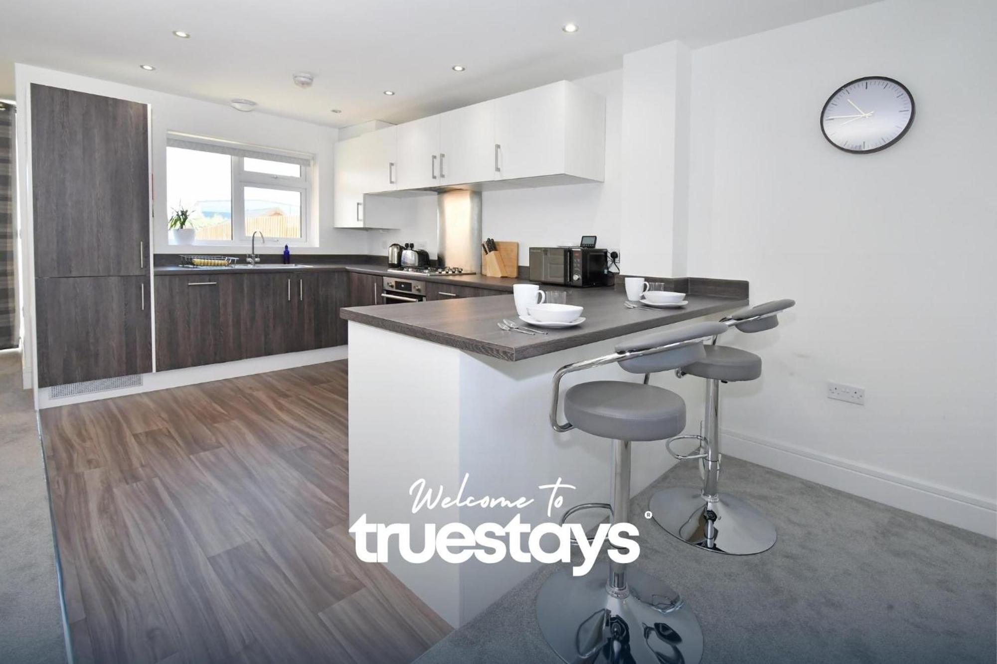 Regal House By True Stays - 3 Bedroom House In Stoke-On-Trent Extérieur photo