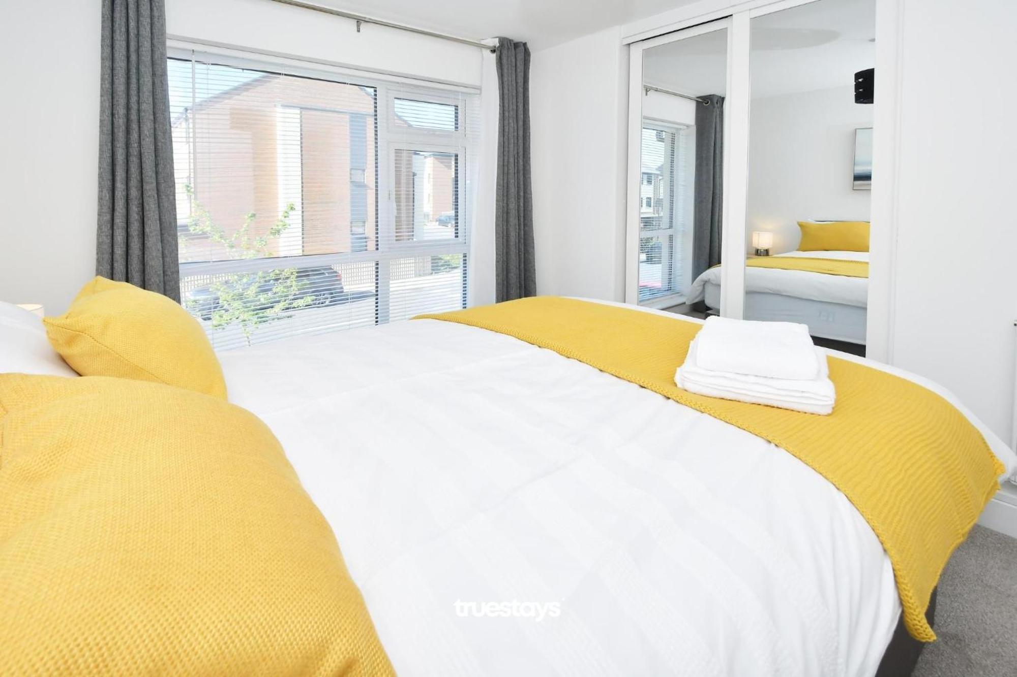 Regal House By True Stays - 3 Bedroom House In Stoke-On-Trent Extérieur photo