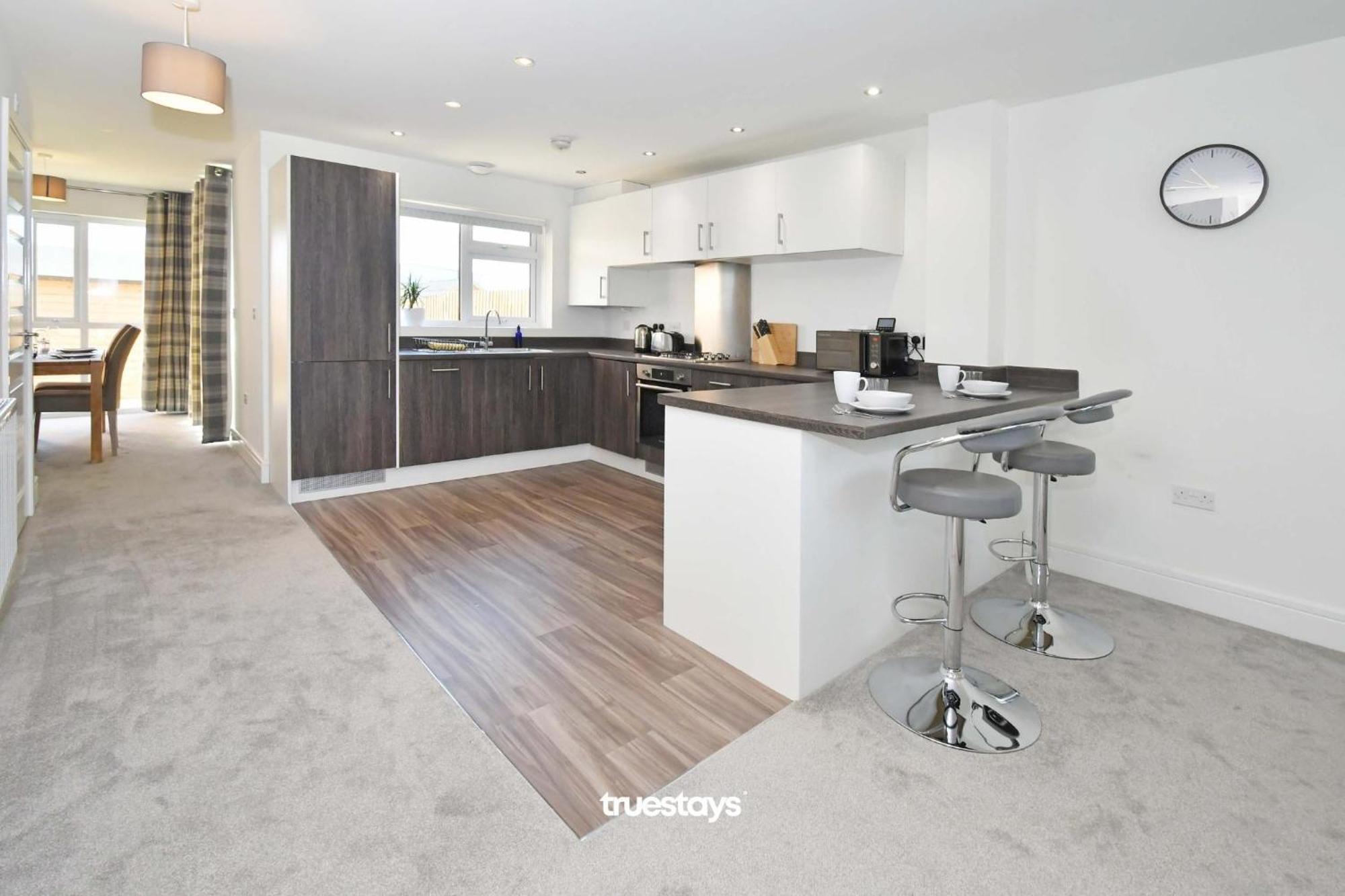 Regal House By True Stays - 3 Bedroom House In Stoke-On-Trent Extérieur photo