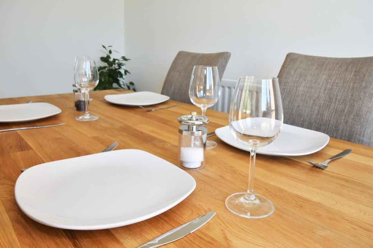 Regal House By True Stays - 3 Bedroom House In Stoke-On-Trent Extérieur photo