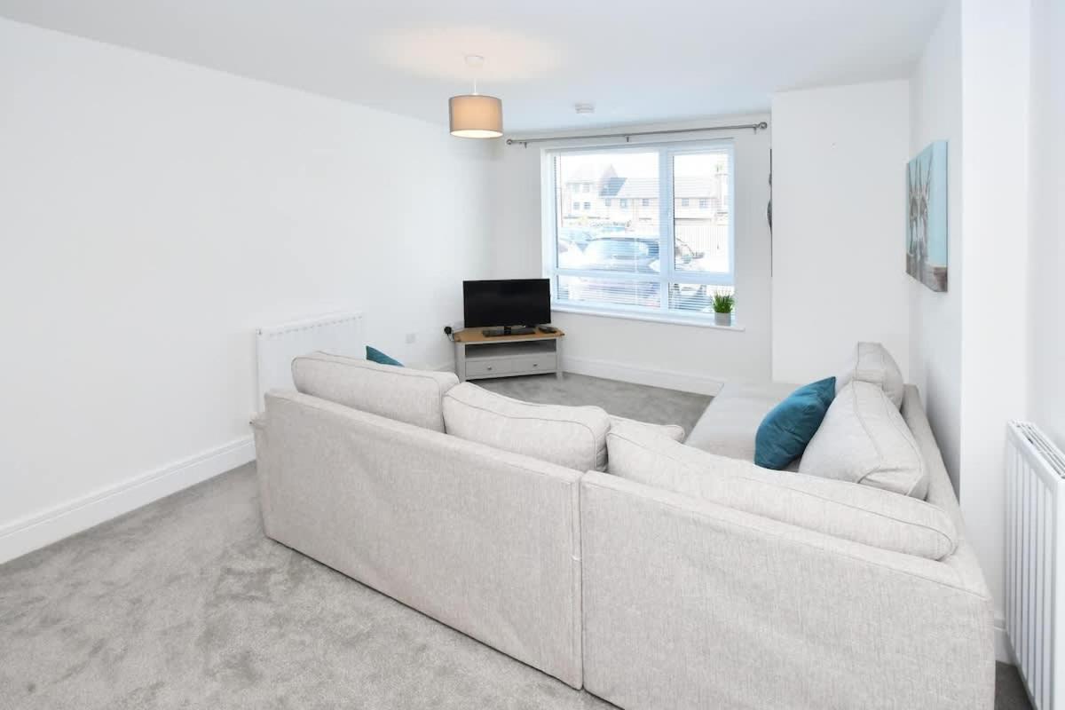 Regal House By True Stays - 3 Bedroom House In Stoke-On-Trent Extérieur photo