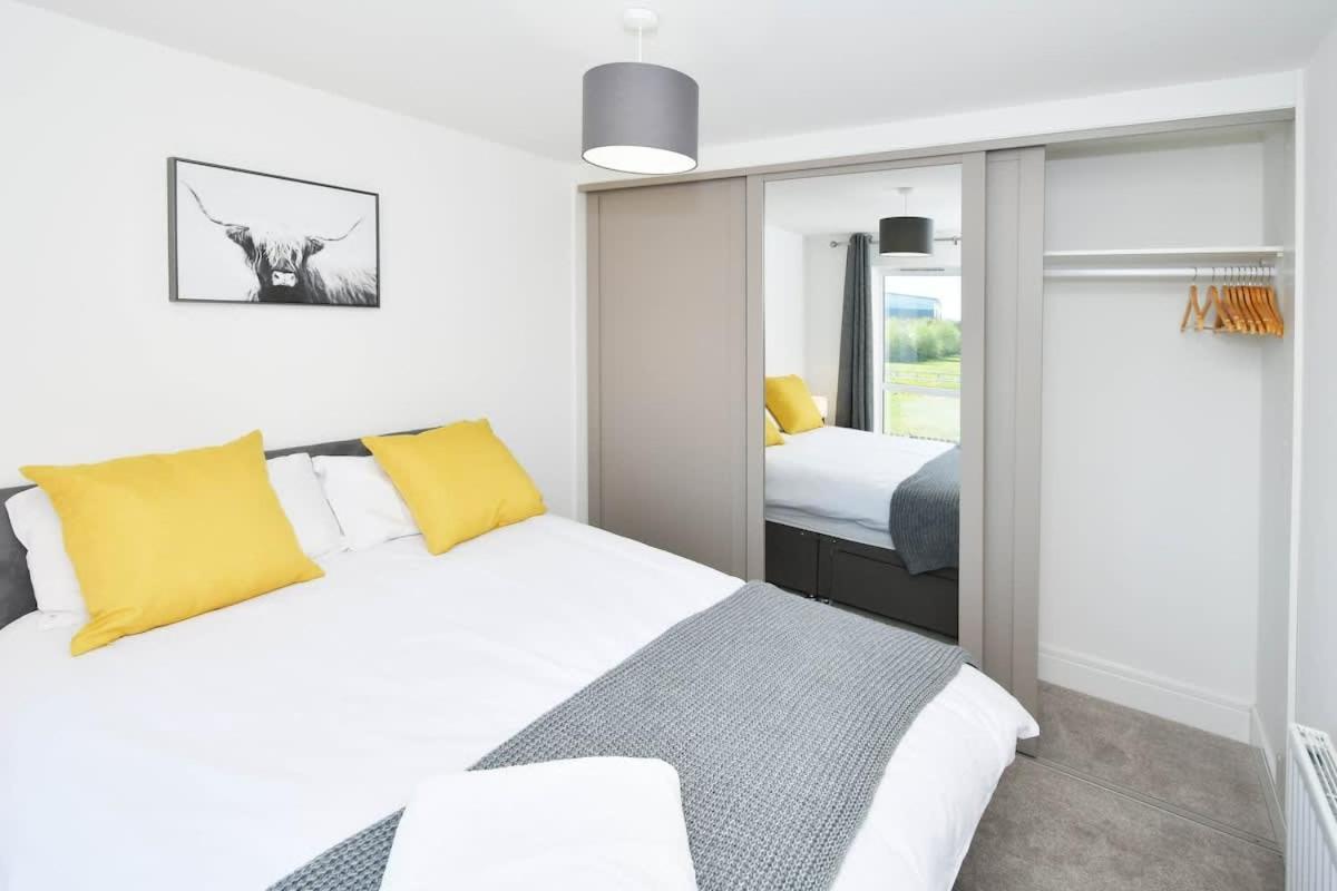Regal House By True Stays - 3 Bedroom House In Stoke-On-Trent Extérieur photo